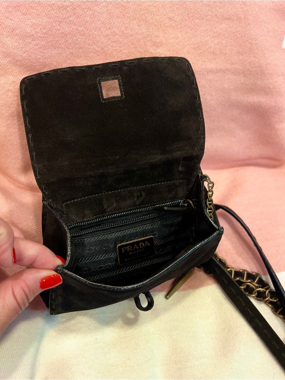 Prada⭐️✌🏻Vintage! RARE! Black Suede Crossbody/shoulder Bag with Chain Strap! - Picture 8 of 10